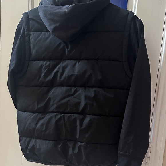 Jordan Black and Red Puffer Vest with Hoodie - Picture 4 of 6